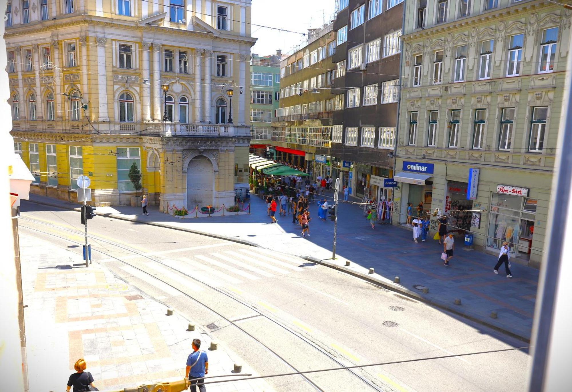 Lux Medina Apartments Sarajevo Bagian luar foto
